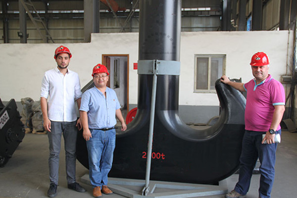 Thailand Customer Visits Our Crane Hook Factory